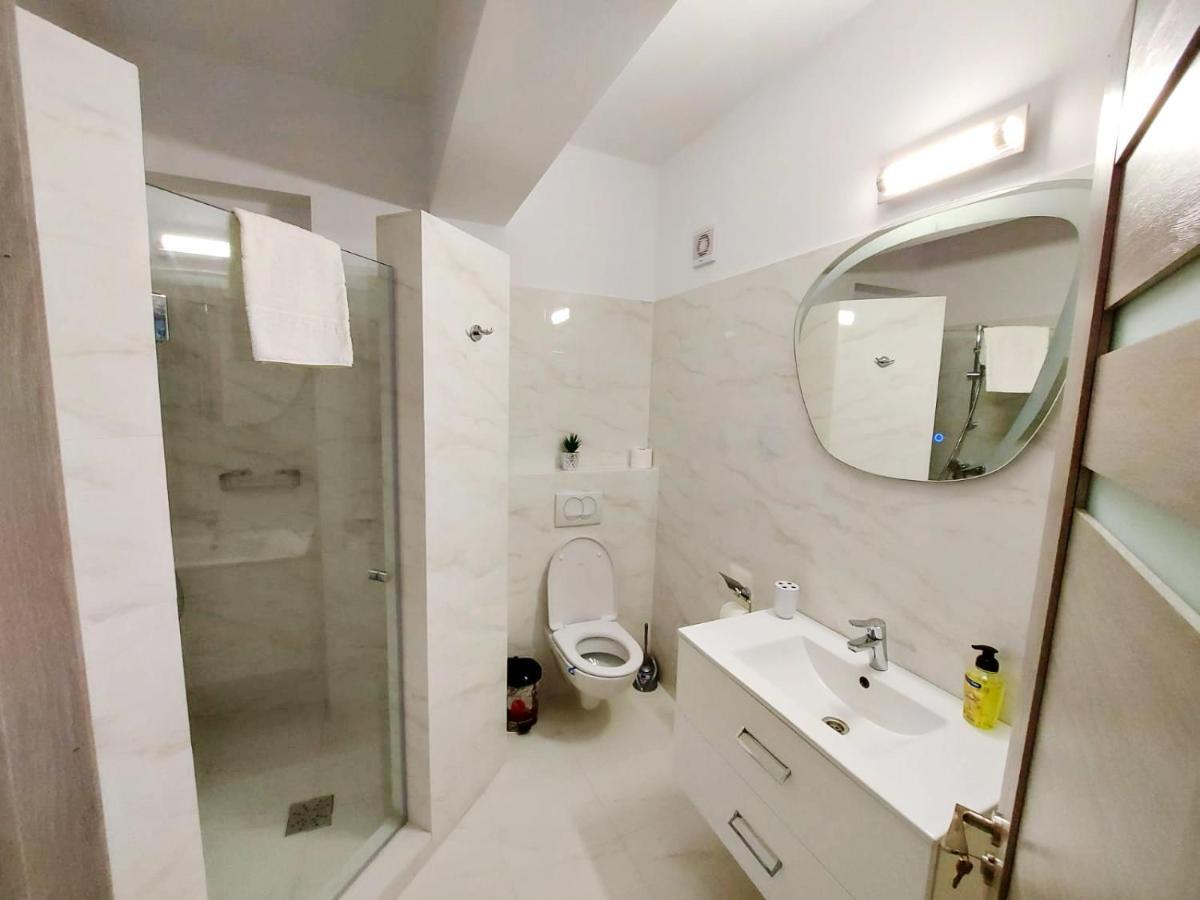 Victory Luxury Apartments Eforie Nord Buitenkant foto