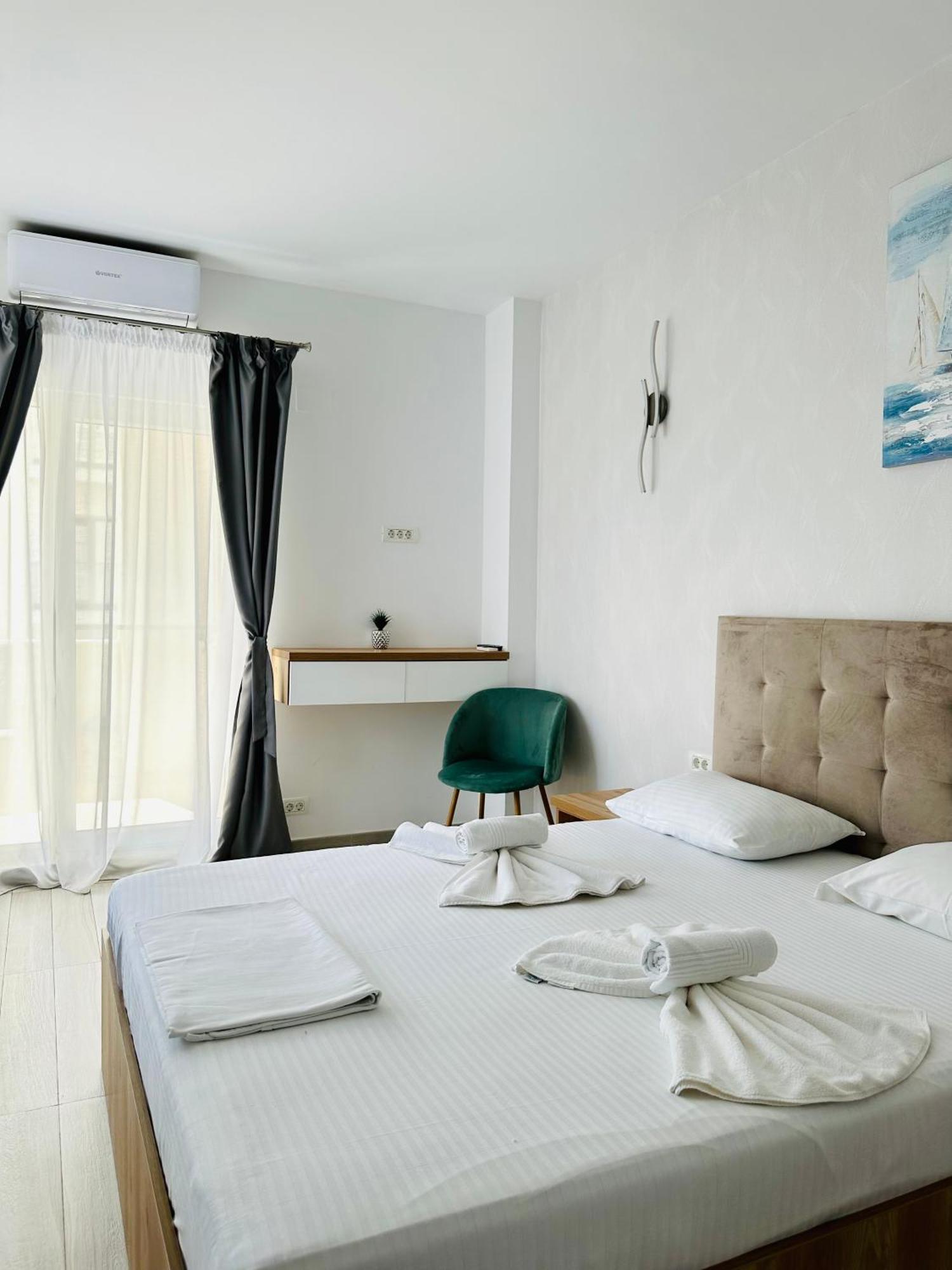 Victory Luxury Apartments Eforie Nord Buitenkant foto